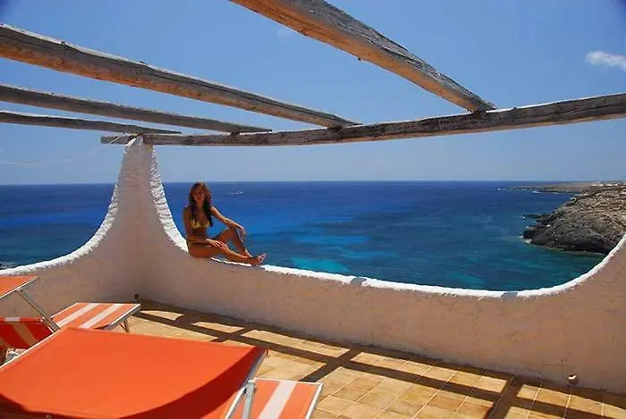 Daire Villette Di Cala Creta Lampedusa İtalya